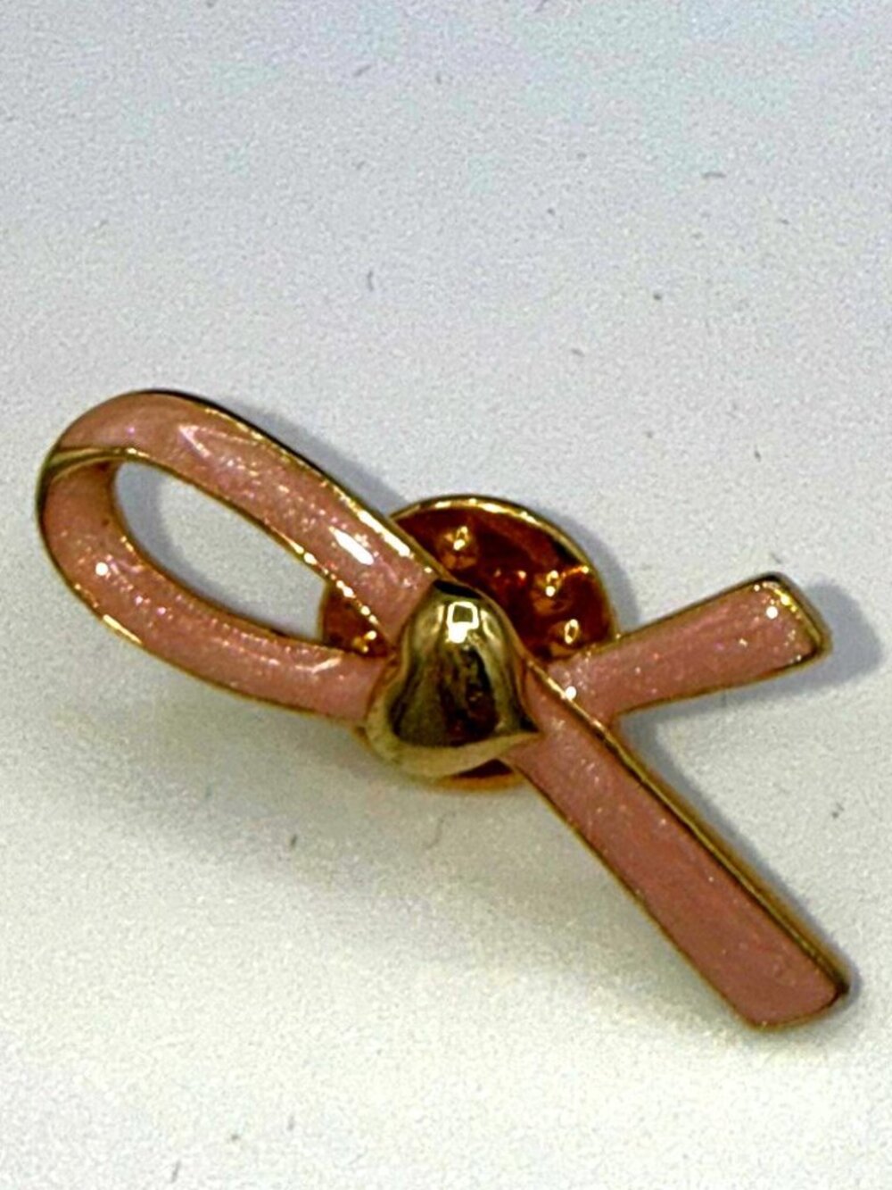 Avon Pink Breast Cancer Ribbon Pin – Gold Tone Awareness Brooch